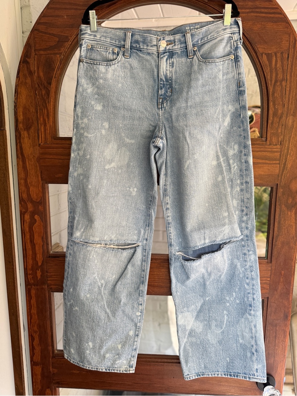 J Crew ‘84 low rise wide leg bleach out 28